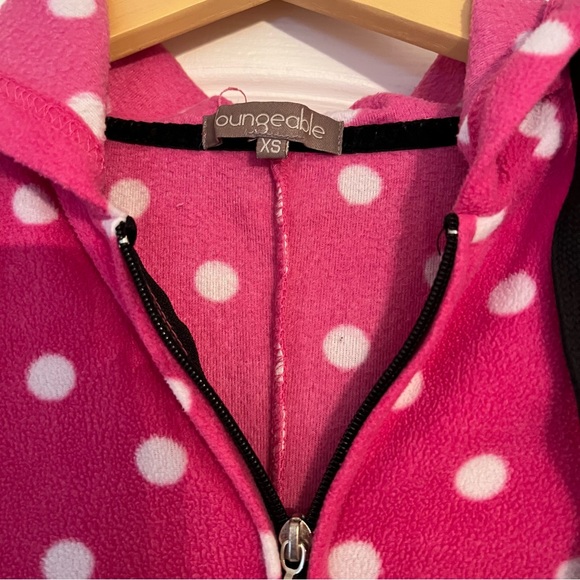 Pink polkadot onesie pajamas - Picture 4 of 6